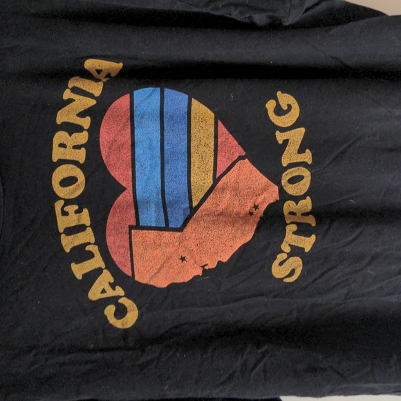California Strong Shirt - Picture 2 of 3